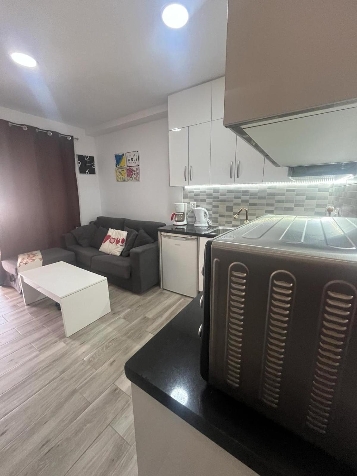Cozy Pool View Apartment H-11 Mareverde أذيخي المظهر الخارجي الصورة